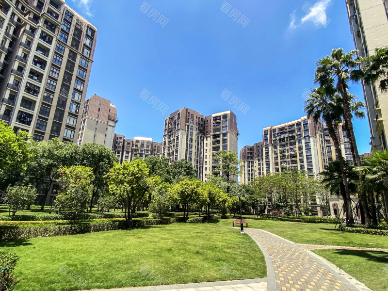 深圳万科金色领域二期小区信息图片4