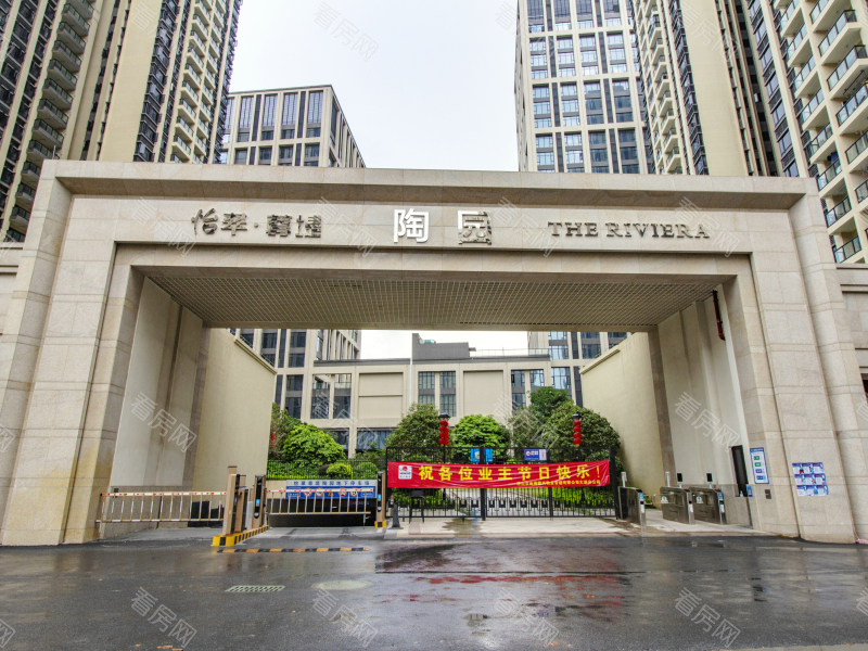 佛山怡翠尊堤小区信息图片2