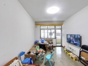 通发花园 新秀地铁旁，大花园社区住家环境舒适，深圳罗湖区新秀二手房图片