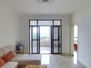 嘉福尚江尊品一期 业主诚心出售,看房方便 嘉福尚江尊品一期 业主诚心出售,看房方便赣州章贡区章江新区二手房图片