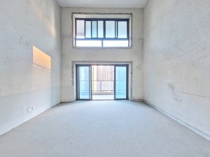 莱蒙水榭春天五期 5室2厅 255㎡ 满五唯一深圳龙华区红山二手房图片