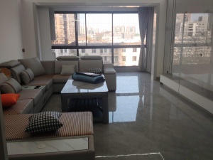 龙泉名邸三期 4室2厅 145㎡ 龙泉名邸三期 4室2厅 145㎡郴州北湖区龙泉租房图片