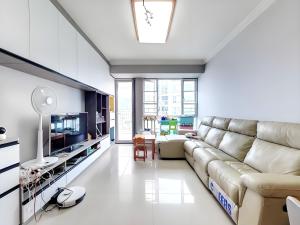 鹏兴花园五期 罗湖区莲塘106平精装3房深圳罗湖区莲塘二手房图片