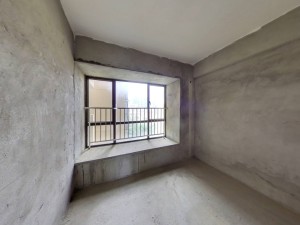 云山雅墅 4室2厅 120㎡ 满五唯一_云山雅墅二手房卧室图片5