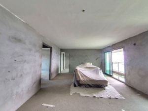 海伦湾 一线江景毛坯大三房，价格可谈，楼层好户型棒中山东凤镇东凤镇二手房图片