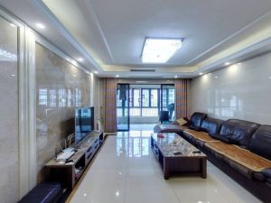 保利中央公馆 4室2厅 166.13㎡ 满五唯一佛山南海区大沥二手房图片