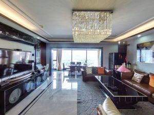 保利天玺 5室2厅 290㎡ 满五唯一佛山禅城区岭南大道二手房图片